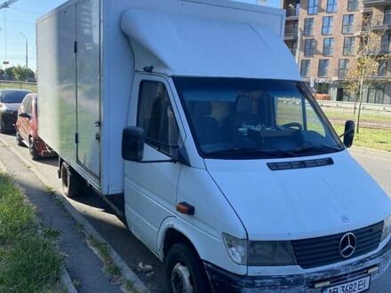 Белый Мерседес Sprinter, объемом двигателя 2.9 л и пробегом 515 тыс. км за 7200 $, фото 1 на Automoto.ua
