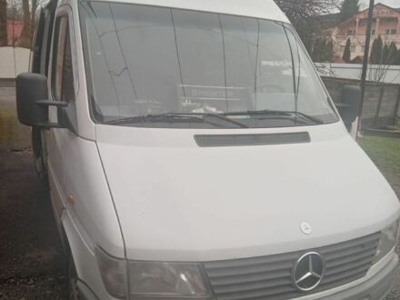 Білий Мерседес Sprinter, об'ємом двигуна 2.3 л та пробігом 564 тис. км за 5000 $, фото 1 на Automoto.ua