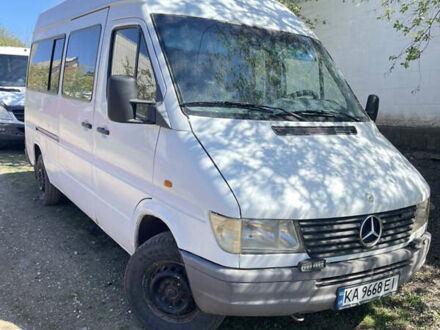 Білий Мерседес Sprinter, об'ємом двигуна 2.3 л та пробігом 312 тис. км за 5100 $, фото 1 на Automoto.ua