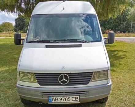 Белый Мерседес Sprinter, объемом двигателя 0 л и пробегом 500 тыс. км за 4600 $, фото 1 на Automoto.ua