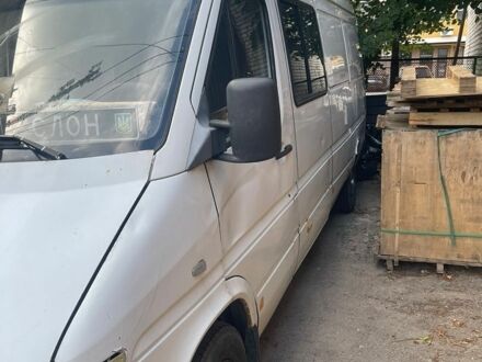 Белый Мерседес Sprinter, объемом двигателя 2.87 л и пробегом 380 тыс. км за 3800 $, фото 1 на Automoto.ua