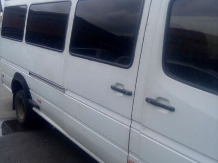 Білий Мерседес Sprinter, об'ємом двигуна 2.87 л та пробігом 370 тис. км за 5300 $, фото 1 на Automoto.ua