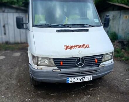 Білий Мерседес Sprinter, об'ємом двигуна 2.3 л та пробігом 695 тис. км за 3200 $, фото 1 на Automoto.ua