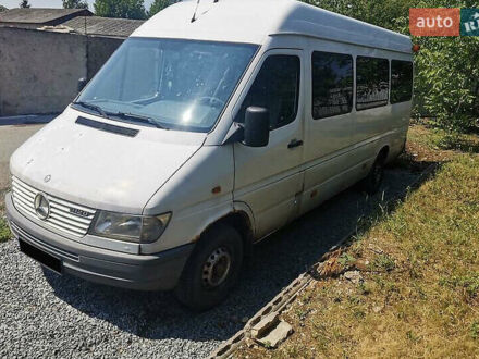 Белый Мерседес Sprinter, объемом двигателя 2.87 л и пробегом 920 тыс. км за 8200 $, фото 1 на Automoto.ua