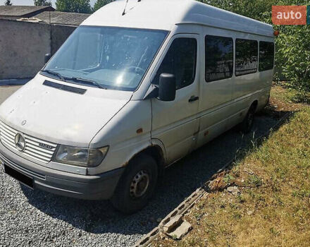 Белый Мерседес Sprinter, объемом двигателя 2.87 л и пробегом 920 тыс. км за 8200 $, фото 1 на Automoto.ua