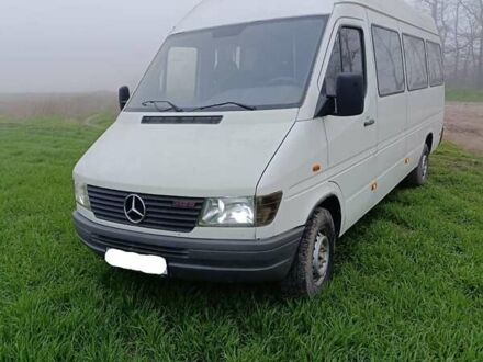 Белый Мерседес Sprinter, объемом двигателя 2.9 л и пробегом 510 тыс. км за 8500 $, фото 1 на Automoto.ua