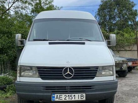 Белый Мерседес Sprinter, объемом двигателя 2.87 л и пробегом 398 тыс. км за 5500 $, фото 1 на Automoto.ua