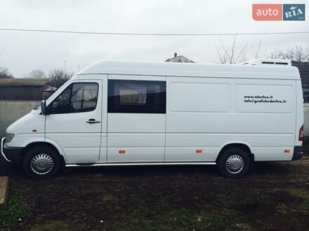 Белый Мерседес Sprinter, объемом двигателя 2.9 л и пробегом 300 тыс. км за 8500 $, фото 1 на Automoto.ua