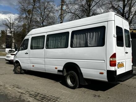 Белый Мерседес Sprinter, объемом двигателя 2.9 л и пробегом 32 тыс. км за 9145 $, фото 1 на Automoto.ua