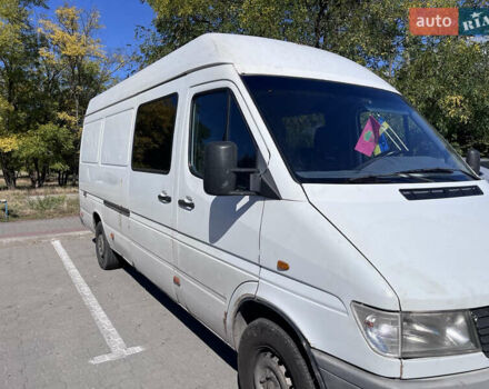 Белый Мерседес Sprinter, объемом двигателя 2.9 л и пробегом 400 тыс. км за 4200 $, фото 1 на Automoto.ua