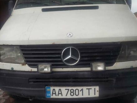 Білий Мерседес Sprinter, об'ємом двигуна 2.3 л та пробігом 500 тис. км за 2500 $, фото 1 на Automoto.ua