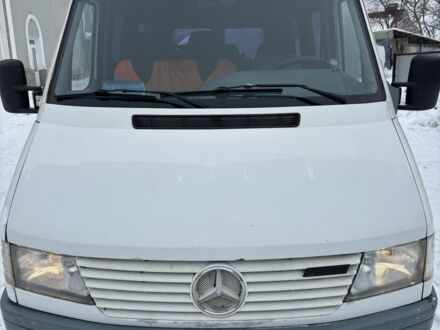 Білий Мерседес Sprinter, об'ємом двигуна 2.9 л та пробігом 850 тис. км за 4000 $, фото 1 на Automoto.ua
