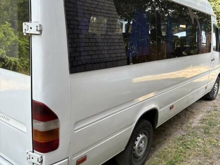 Белый Мерседес Sprinter, объемом двигателя 2.9 л и пробегом 980 тыс. км за 8999 $, фото 1 на Automoto.ua
