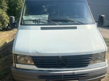 Белый Мерседес Sprinter, объемом двигателя 2.87 л и пробегом 795 тыс. км за 8000 $, фото 1 на Automoto.ua