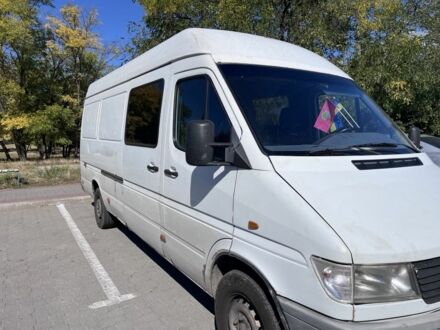 Білий Мерседес Sprinter, об'ємом двигуна 2.9 л та пробігом 600 тис. км за 5100 $, фото 1 на Automoto.ua
