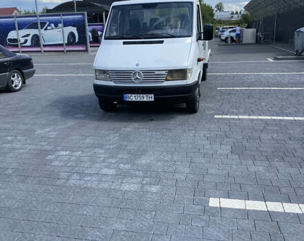 Белый Мерседес Sprinter, объемом двигателя 2.3 л и пробегом 650 тыс. км за 7900 $, фото 1 на Automoto.ua