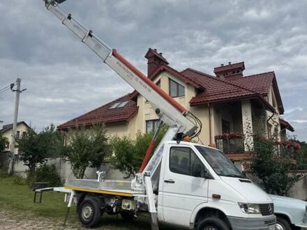 Мерседес Sprinter 1997 в Львове на Automoto.ua Белый Мерседес Sprinter, объемом двигателя 2.3 л и пробегом 150 тыс. км за 25000 $, фото 1 на Automoto.ua