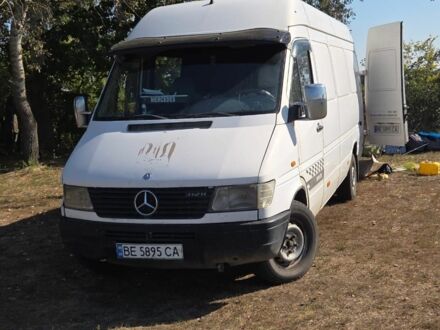 Білий Мерседес Sprinter, об'ємом двигуна 2.9 л та пробігом 1000 тис. км за 7200 $, фото 1 на Automoto.ua