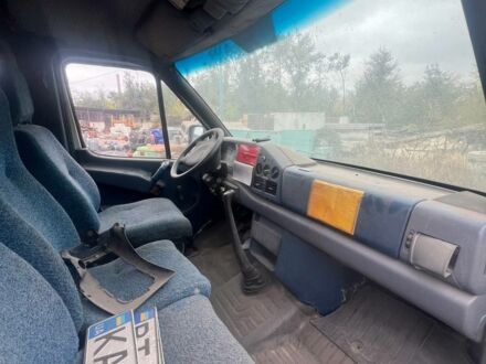 Белый Мерседес Sprinter, объемом двигателя 2.9 л и пробегом 500 тыс. км за 4900 $, фото 1 на Automoto.ua