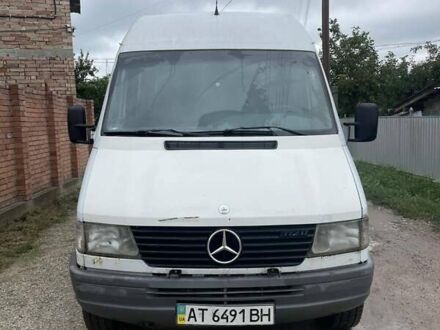 Білий Мерседес Sprinter, об'ємом двигуна 2.87 л та пробігом 500 тис. км за 5300 $, фото 1 на Automoto.ua