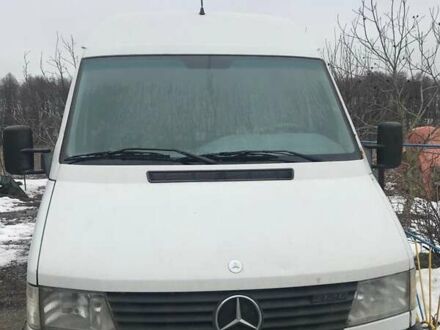 Мерседес Sprinter 1997 в Гайсине на Automoto.ua Белый Мерседес Sprinter, объемом двигателя 0 л и пробегом 470 тыс. км за 6200 $, фото 1 на Automoto.ua