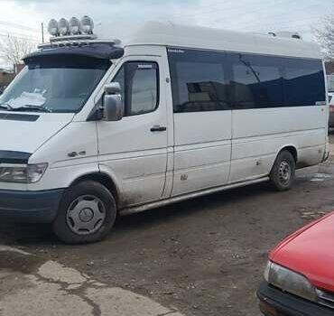 Белый Мерседес Sprinter, объемом двигателя 2.87 л и пробегом 705 тыс. км за 5700 $, фото 1 на Automoto.ua