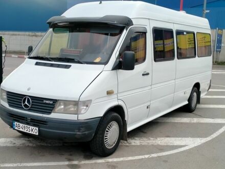 Белый Мерседес Sprinter, объемом двигателя 2.9 л и пробегом 560 тыс. км за 9500 $, фото 1 на Automoto.ua