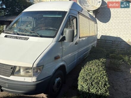 Білий Мерседес Sprinter, об'ємом двигуна 2.9 л та пробігом 640 тис. км за 7000 $, фото 1 на Automoto.ua