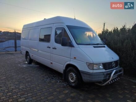 Белый Мерседес Sprinter, объемом двигателя 2.87 л и пробегом 435 тыс. км за 7500 $, фото 1 на Automoto.ua