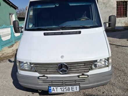 Белый Мерседес Sprinter, объемом двигателя 2.87 л и пробегом 450 тыс. км за 7200 $, фото 1 на Automoto.ua