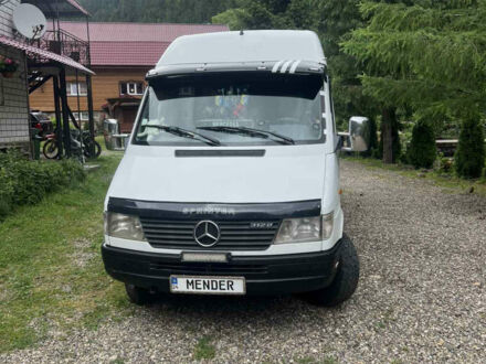 Білий Мерседес Sprinter, об'ємом двигуна 2.9 л та пробігом 300 тис. км за 7999 $, фото 1 на Automoto.ua