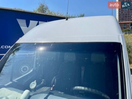 Білий Мерседес Sprinter, об'ємом двигуна 2.9 л та пробігом 400 тис. км за 9500 $, фото 1 на Automoto.ua