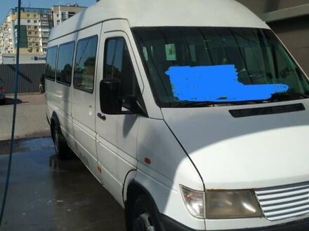 Білий Мерседес Sprinter, об'ємом двигуна 0 л та пробігом 400 тис. км за 7000 $, фото 1 на Automoto.ua