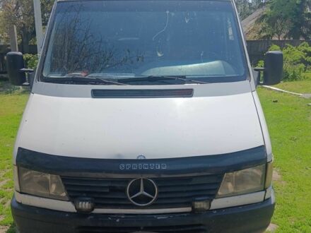 Білий Мерседес Sprinter, об'ємом двигуна 0 л та пробігом 100 тис. км за 3509 $, фото 1 на Automoto.ua