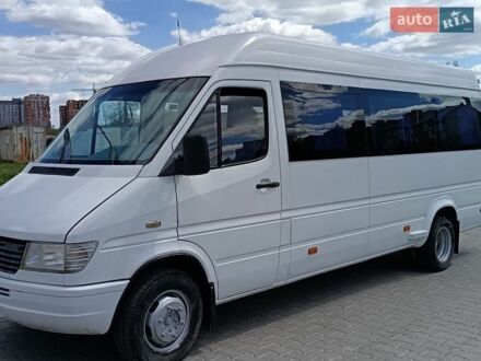 Белый Мерседес Sprinter, объемом двигателя 2.87 л и пробегом 268 тыс. км за 9900 $, фото 1 на Automoto.ua