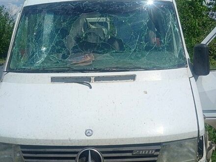 Білий Мерседес Sprinter, об'ємом двигуна 2.87 л та пробігом 650 тис. км за 3000 $, фото 1 на Automoto.ua
