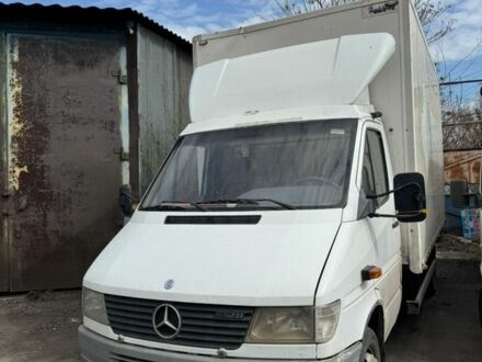 Белый Мерседес Sprinter, объемом двигателя 2.87 л и пробегом 555 тыс. км за 7500 $, фото 1 на Automoto.ua