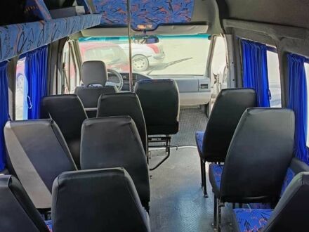 Белый Мерседес Sprinter, объемом двигателя 2.9 л и пробегом 268 тыс. км за 9900 $, фото 1 на Automoto.ua
