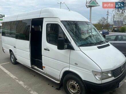 Белый Мерседес Sprinter, объемом двигателя 2.87 л и пробегом 500 тыс. км за 6000 $, фото 1 на Automoto.ua
