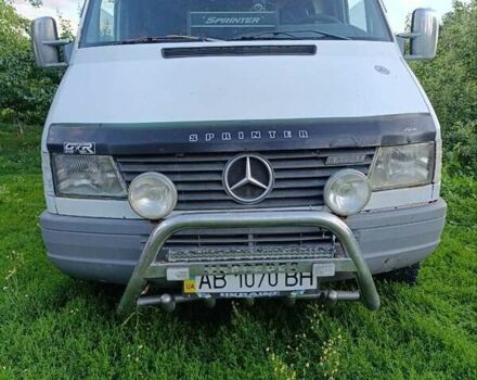 Белый Мерседес Sprinter, объемом двигателя 2.87 л и пробегом 600 тыс. км за 6700 $, фото 1 на Automoto.ua