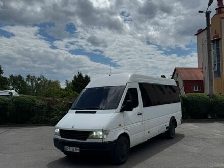 Белый Мерседес Sprinter, объемом двигателя 2.9 л и пробегом 650 тыс. км за 6000 $, фото 1 на Automoto.ua