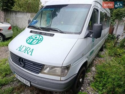 Мерседес Sprinter 1998 в Чернигове на Automoto.ua Белый Мерседес Sprinter, объемом двигателя 2.87 л и пробегом 600 тыс. км за 5750 $, фото 1 на Automoto.ua