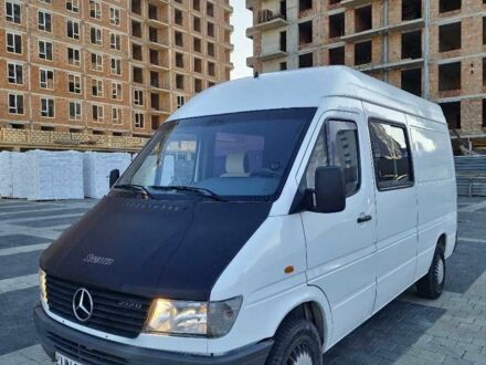 Белый Мерседес Sprinter, объемом двигателя 2.9 л и пробегом 650 тыс. км за 2242 $, фото 1 на Automoto.ua