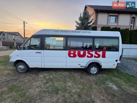 Белый Мерседес Sprinter, объемом двигателя 2.87 л и пробегом 300 тыс. км за 10000 $, фото 1 на Automoto.ua
