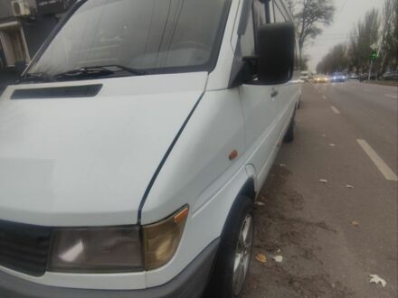 Белый Мерседес Sprinter, объемом двигателя 2.9 л и пробегом 500 тыс. км за 8300 $, фото 1 на Automoto.ua