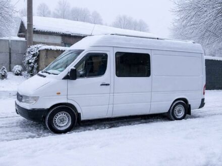 Белый Мерседес Sprinter, объемом двигателя 2.9 л и пробегом 400 тыс. км за 2189 $, фото 1 на Automoto.ua