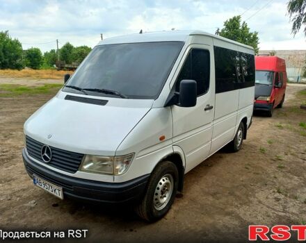 Белый Мерседес Sprinter, объемом двигателя 2.9 л и пробегом 359 тыс. км за 6200 $, фото 1 на Automoto.ua
