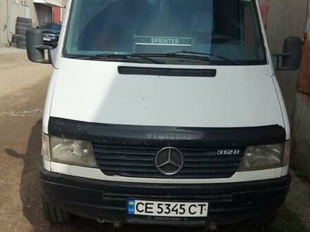 Белый Мерседес Sprinter, объемом двигателя 2.87 л и пробегом 350 тыс. км за 6500 $, фото 1 на Automoto.ua