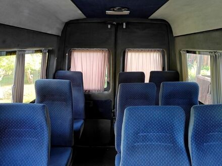 Білий Мерседес Sprinter, об'ємом двигуна 2.9 л та пробігом 690 тис. км за 6900 $, фото 1 на Automoto.ua