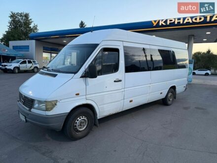 Белый Мерседес Sprinter, объемом двигателя 2.9 л и пробегом 800 тыс. км за 3000 $, фото 1 на Automoto.ua
